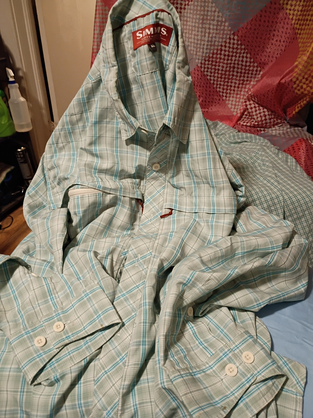 Simms Men’s Light Green Plaid Button-Up Shirt